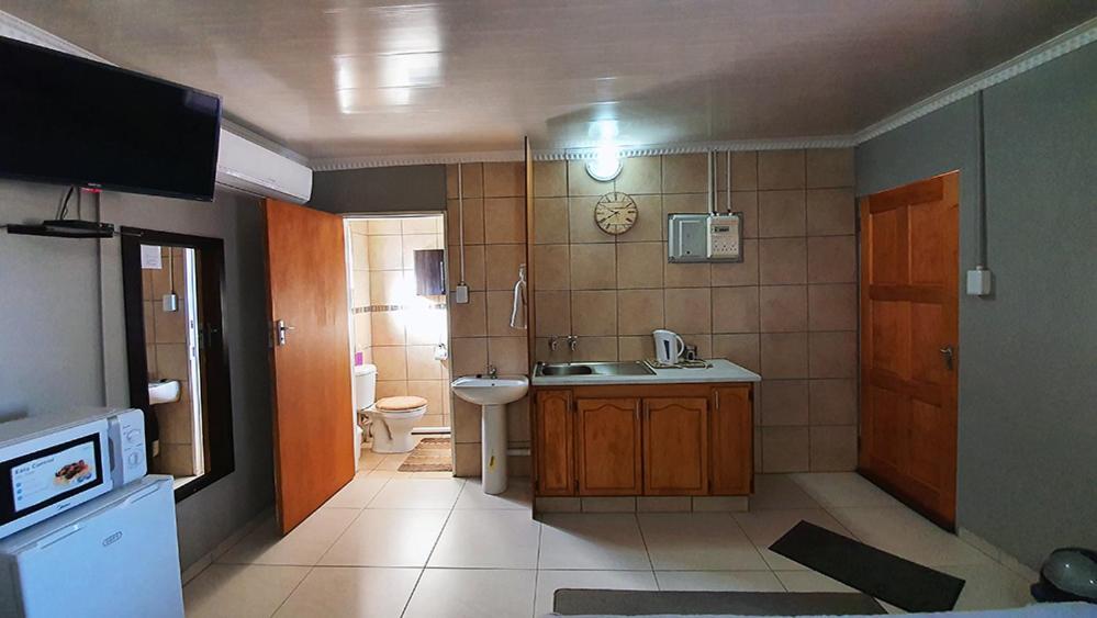 Genesis Self Catering Apartments Блумфонтейн Екстер'єр фото